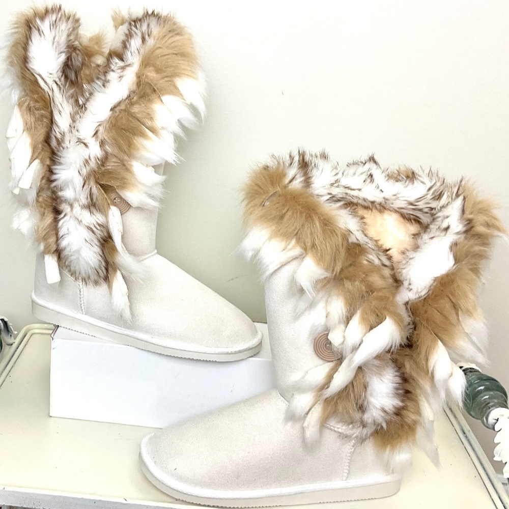 JustFab Cream Faux Fur Winter Boots